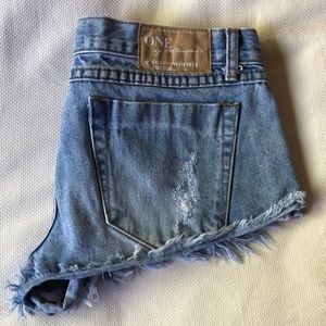 One Teaspoon 🥄 Trash Whore Jean Shorts